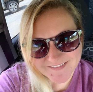 Meet your Posher, Vickie